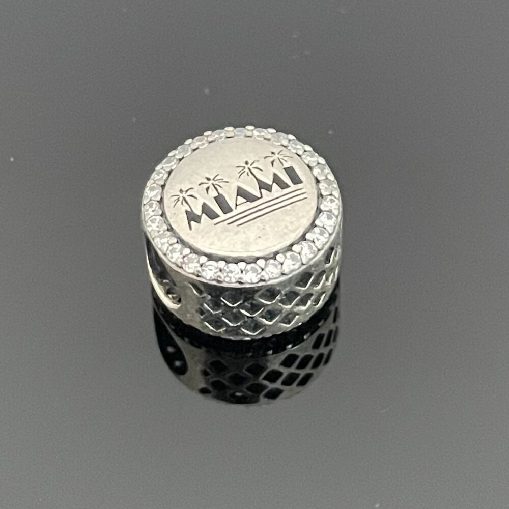 Pandora Miami Palm Charm